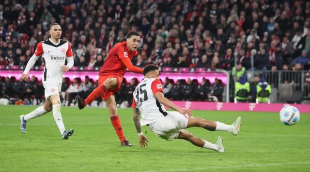 半岛体育APP-【德甲】穆西亚拉一条龙，拜仁4比0法兰克福