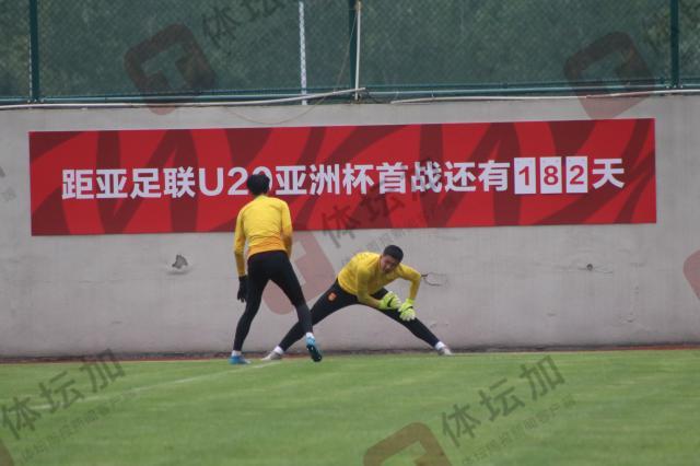 半岛体育APP-U19国青补招一人 董学升以教练员身份加入团队