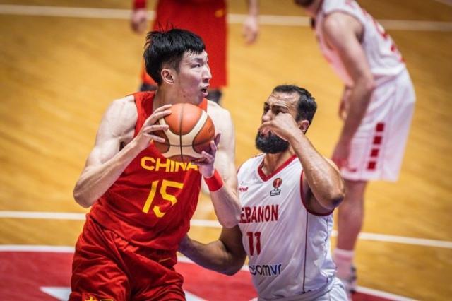 半岛体育-杜锋：亚洲杯一度担心凑不齐人 理解球迷们的批评