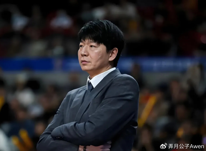 半岛体育下载-惨败23分！主帅一句话让球队心散了？鲁蜜：学学杨鸣，大家都体面|邱彪|山东队|浙江队|新疆男篮|浙江_新浪体育_新浪新闻
